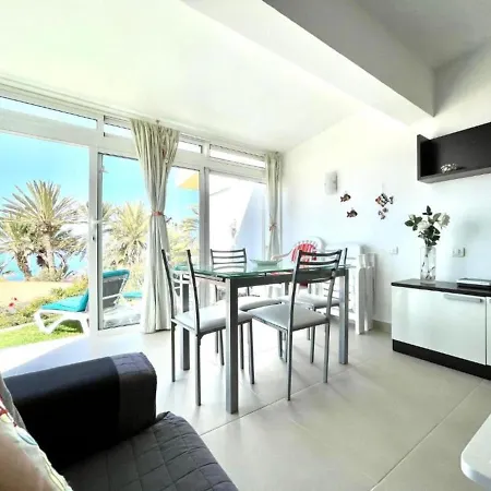 Apartment Cozy One Bedroom With Sea View, Pool, Wifi, Ac, *