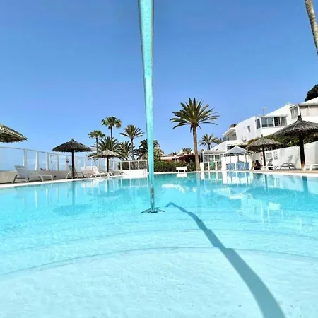 Cozy One Bedroom With Sea View, Pool, Wifi, Ac, Appartement *