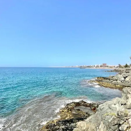 Cozy One Bedroom With Sea View, Pool, Wifi, Ac, Appartement *