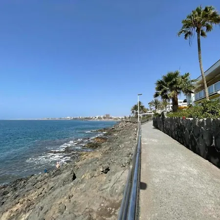 Cozy One Bedroom With Sea View, Pool, Wifi, Ac, Appartement *
